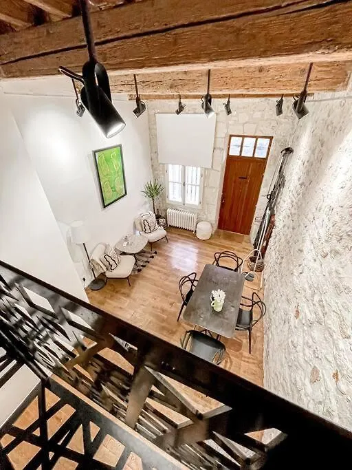 Studio 26*Galerie*Commerce*Arles Centre Арль